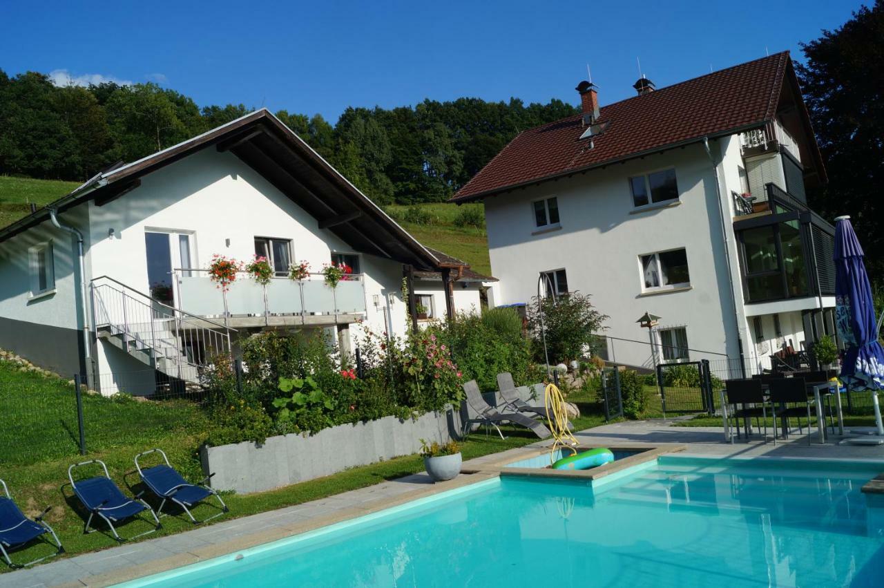 Traumhafte Ferienwohnung Mit Pool ستينن المظهر الخارجي الصورة